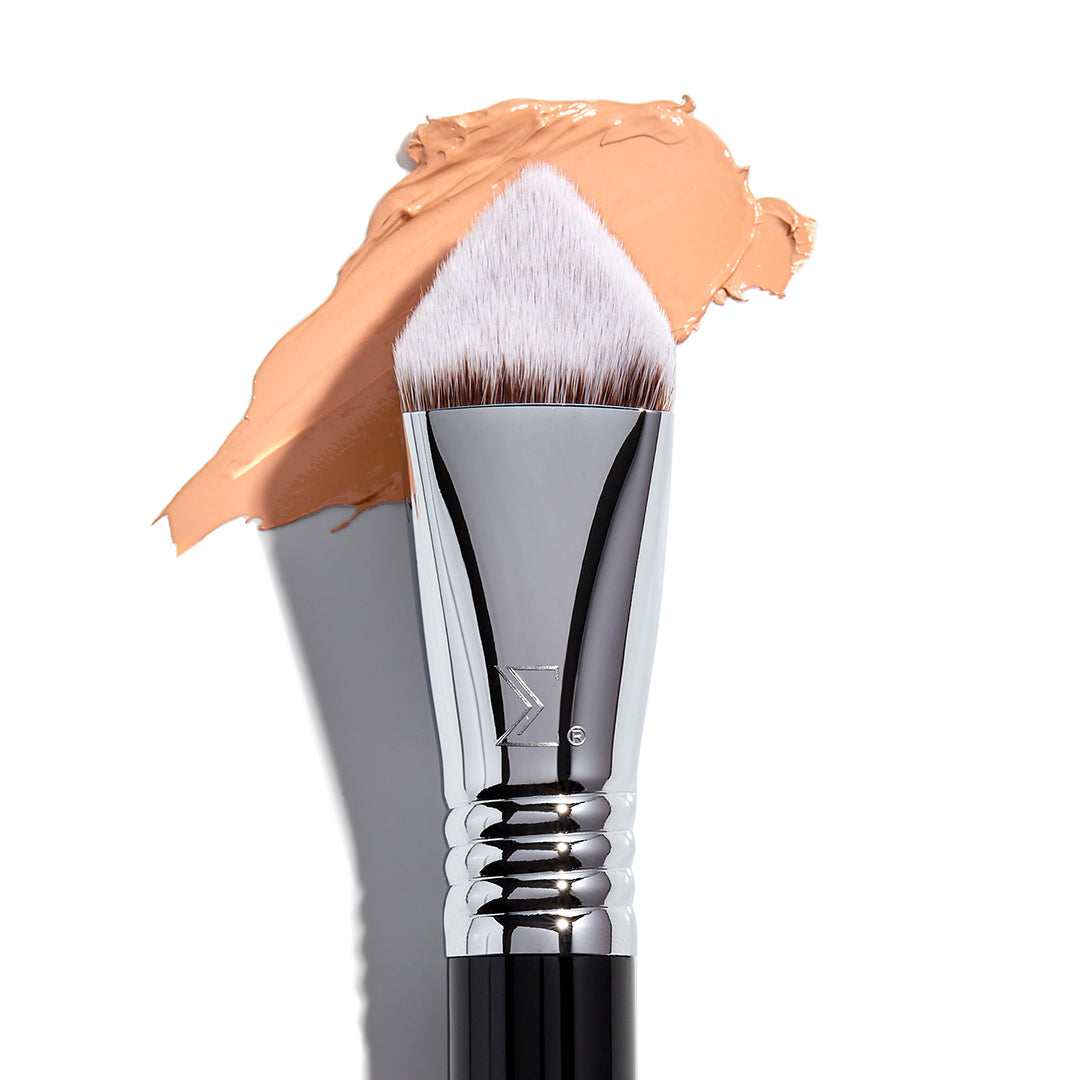4DHD™ Kabuki Brush