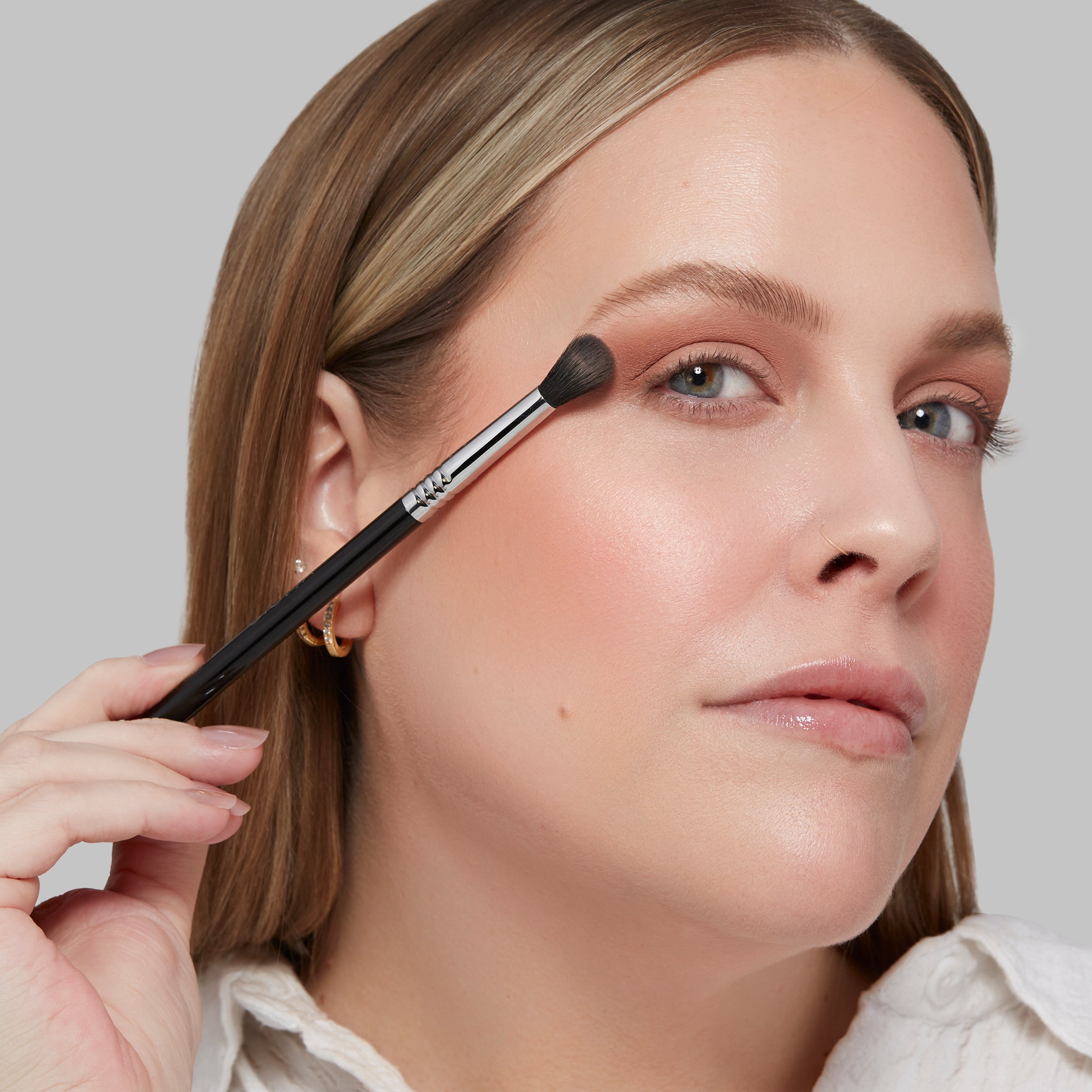 E38 Diffused Crease™ Brush