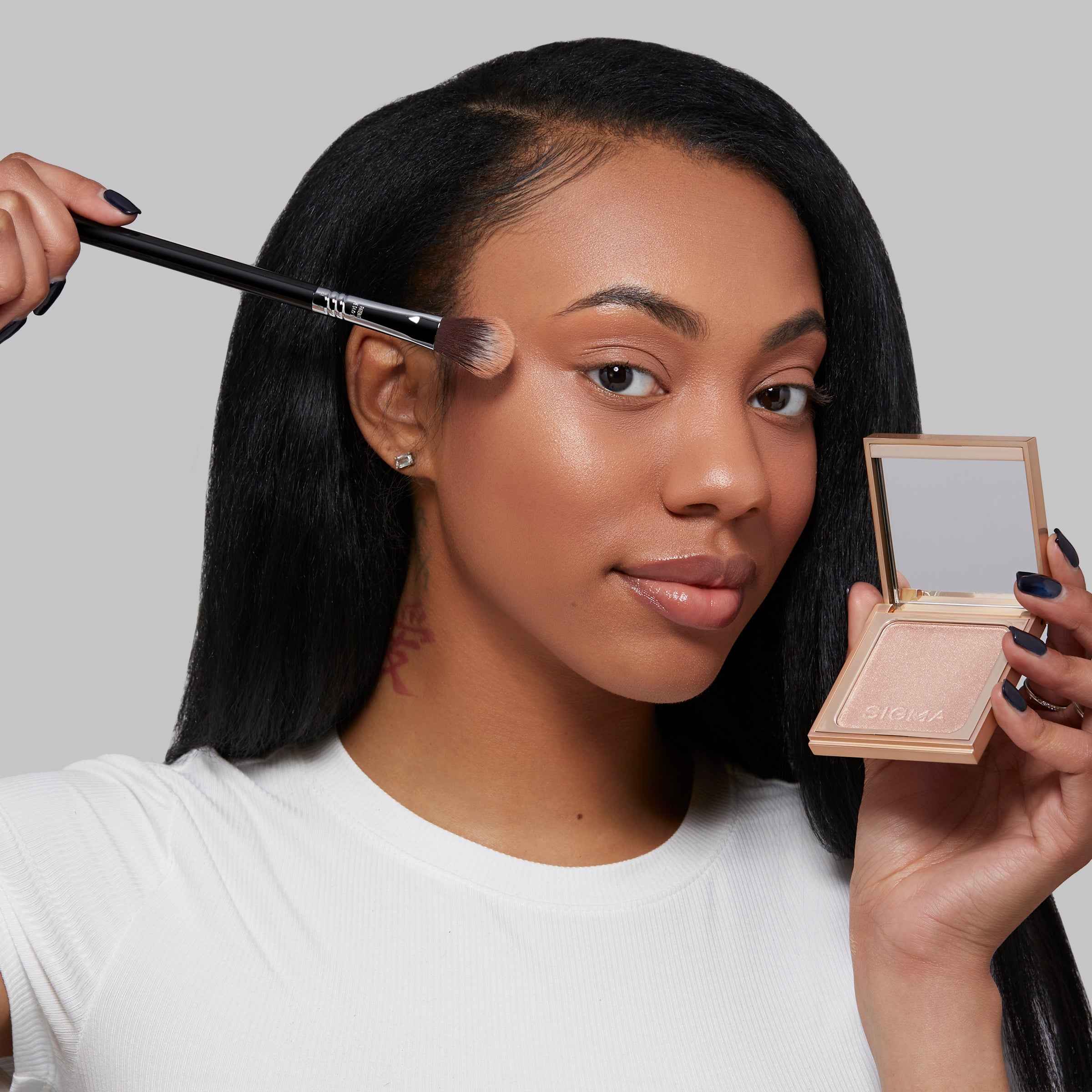 F03 High Cheekbone Highlighter™ Brush