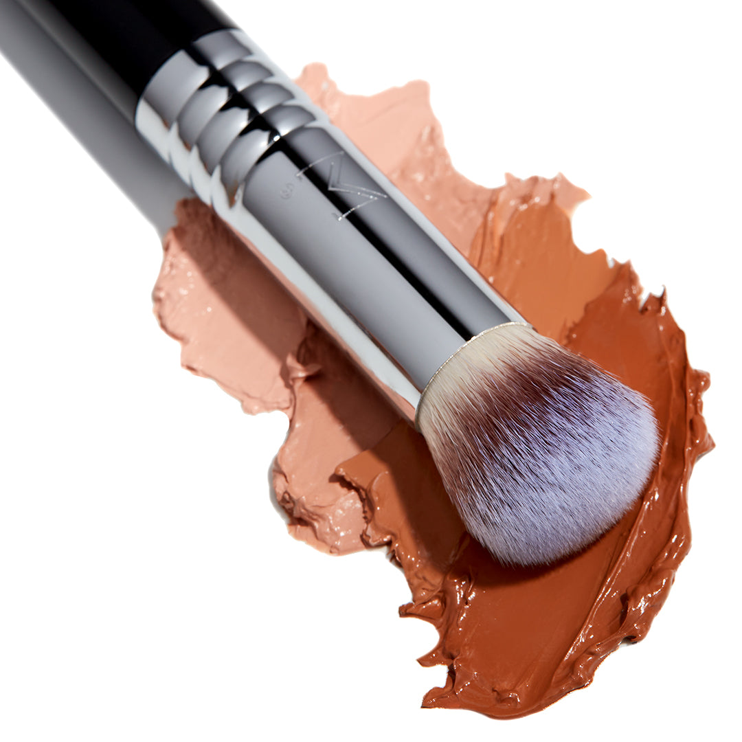 F26 Domed Concealer Brush