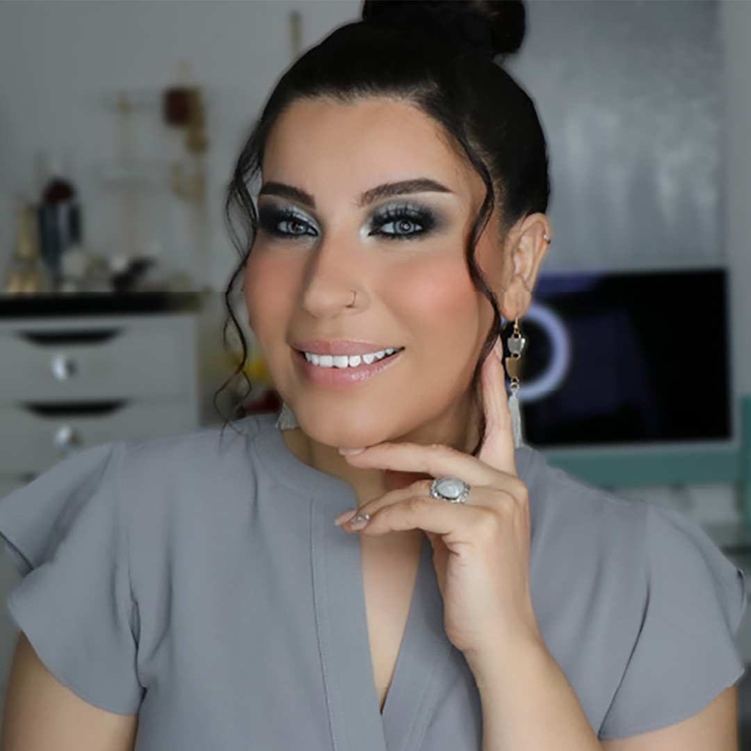 Sadaf Ahmadi's influencer curated set with Sigma Beauty