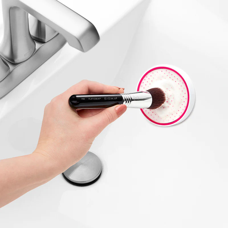 Sigma Beauty SigMagic Scrub brush cleansing tool