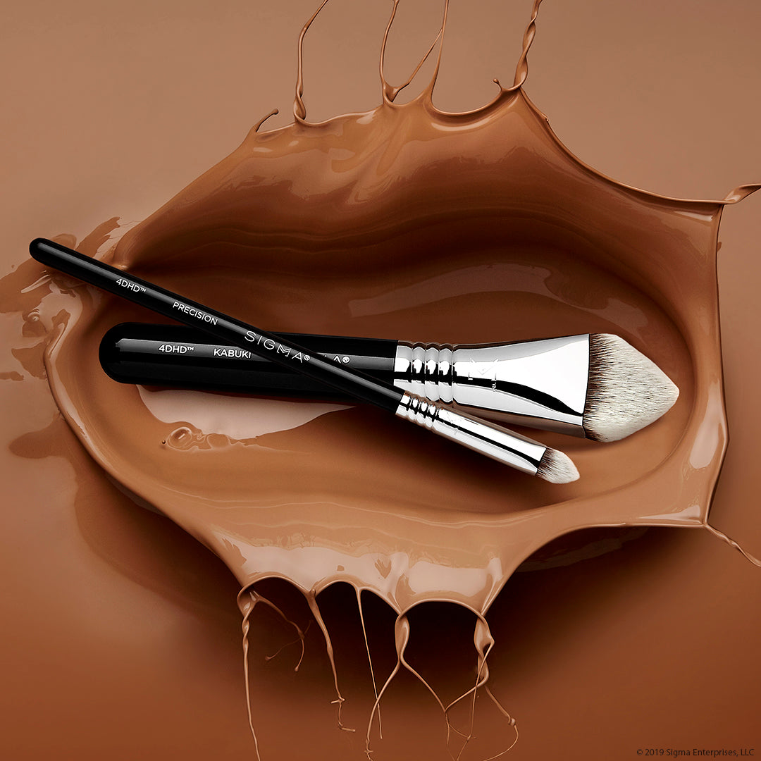 4DHD™ KABUKI BRUSH WITH 4DHD™ PRECISION BRUSH