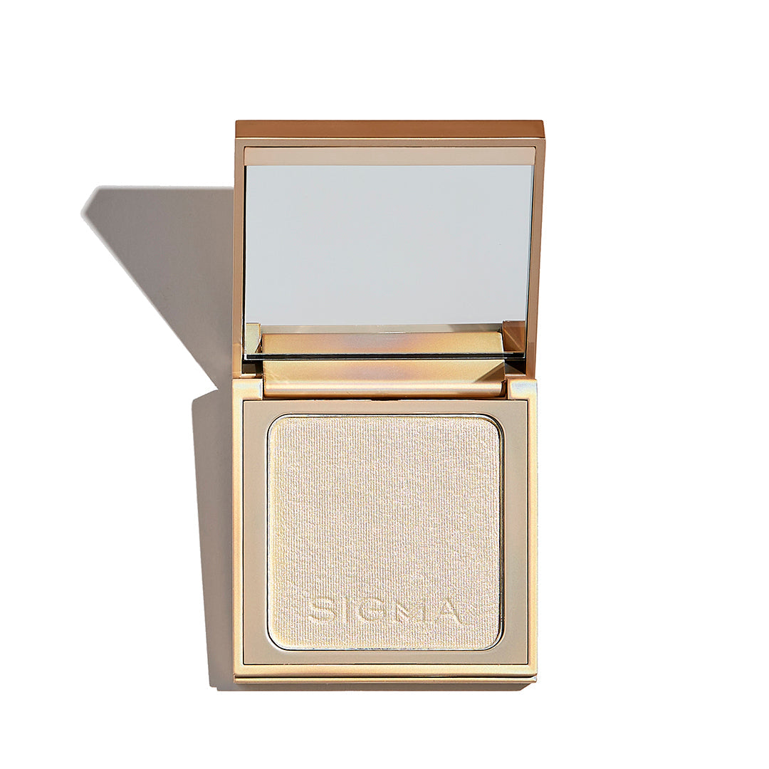 ‍Pressed Powder Highlighter (100% off)