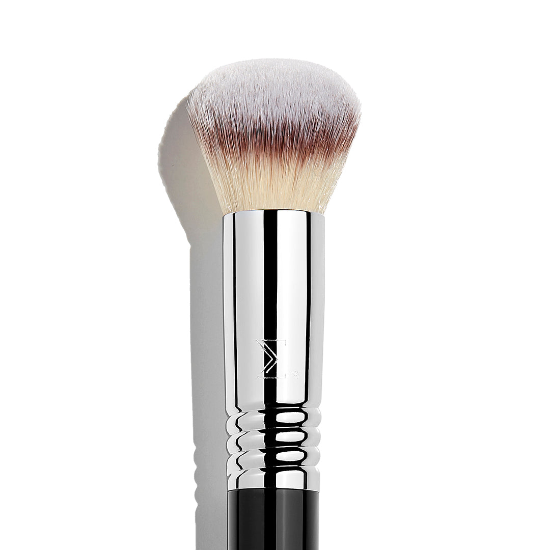 F49 Soft Finish Cheek Brush