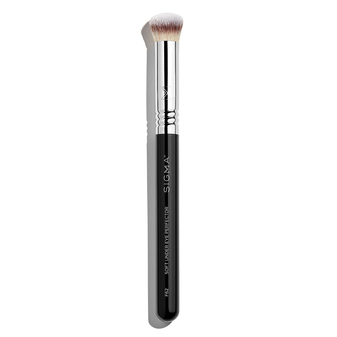 F62 Soft Under Eye Perfector Brush