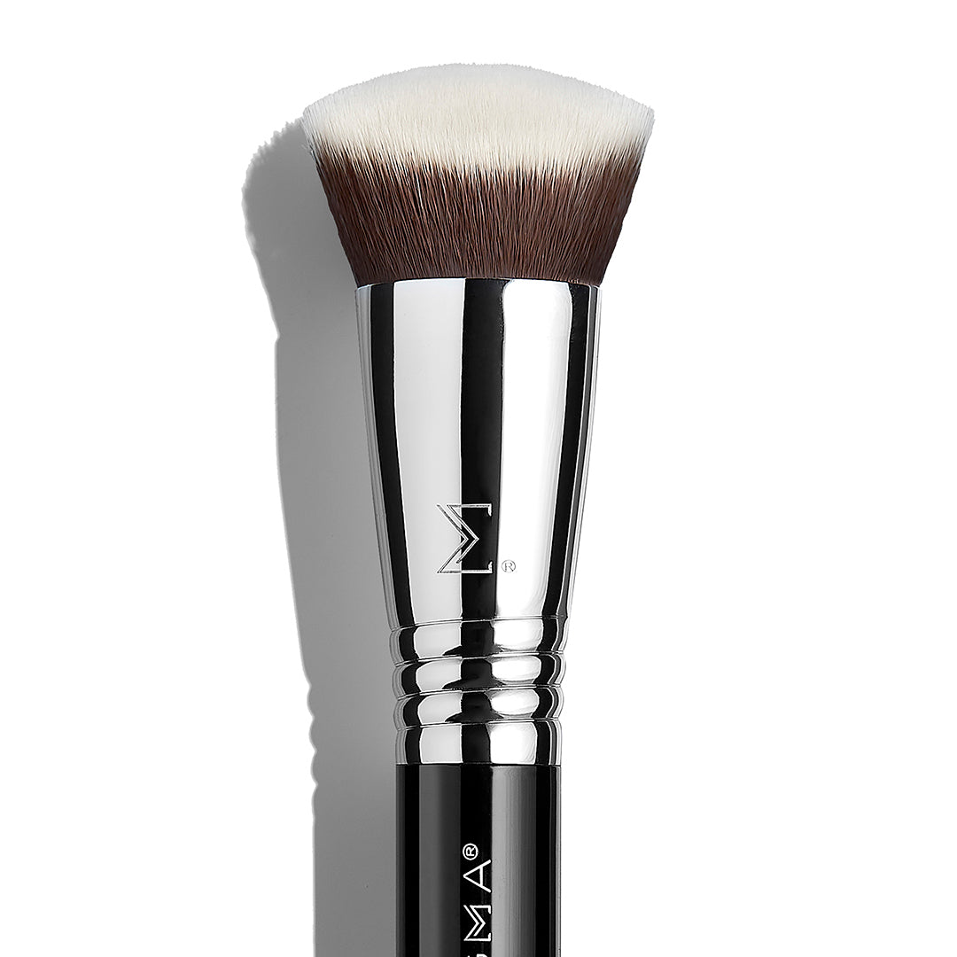 F89 BAKE KABUKI™ BRUSH