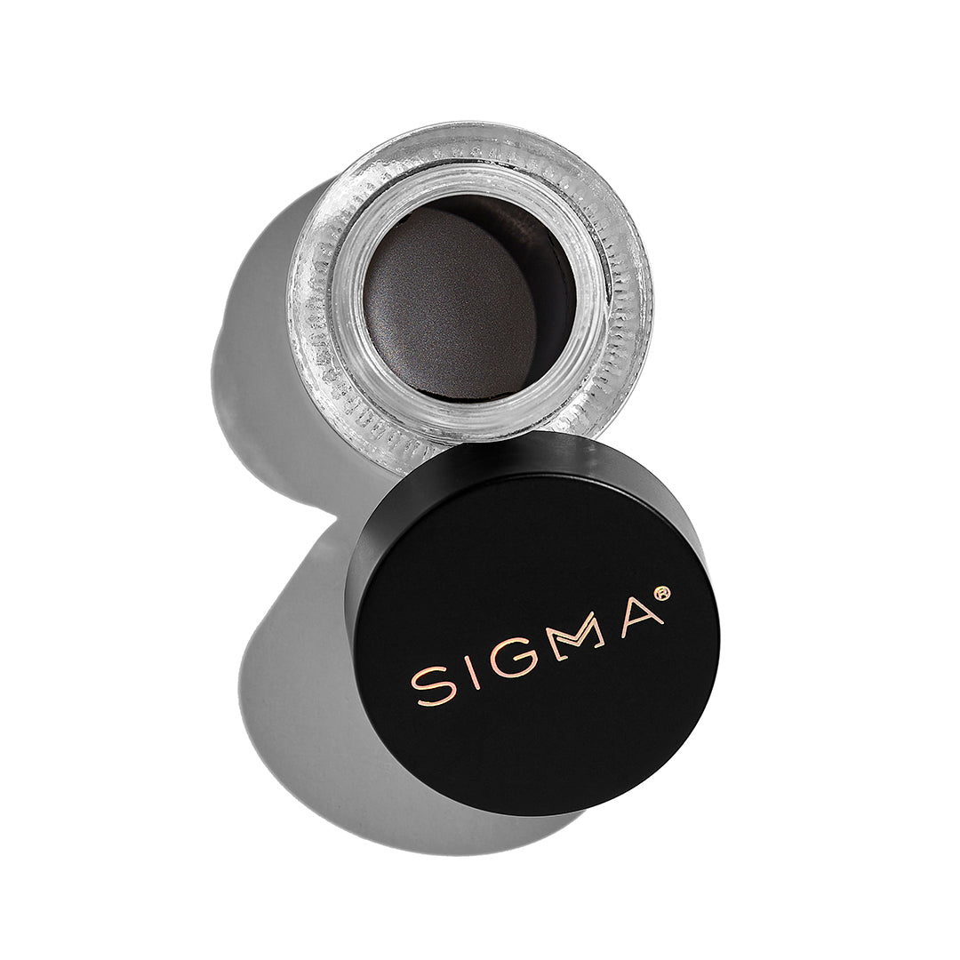 Define + Pose Brow Pomade