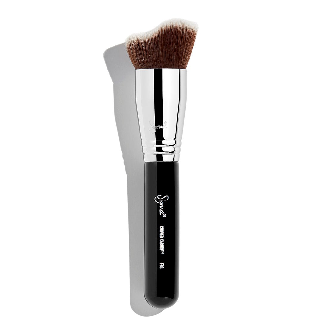 F83 Curved Kabuki™ Brush - Classic