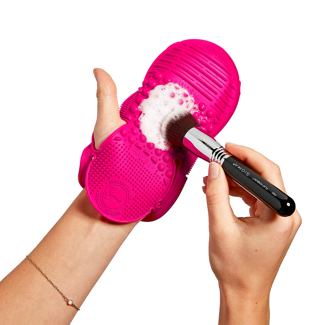 Sigma Spa® Express Brush Cleaning Glove
