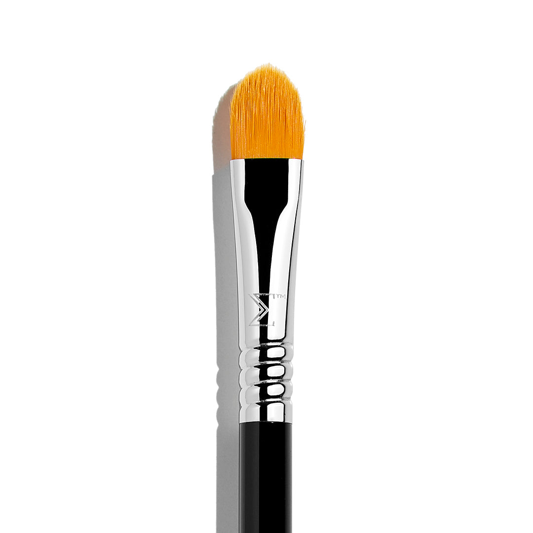 F75 Concealer Brush