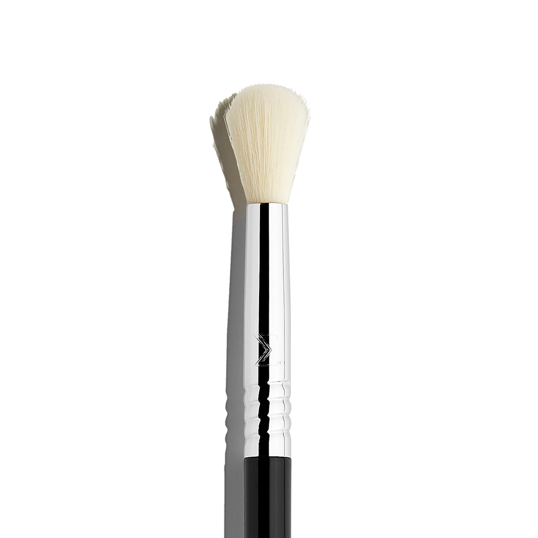 E35 TAPERED BLENDING BRUSH