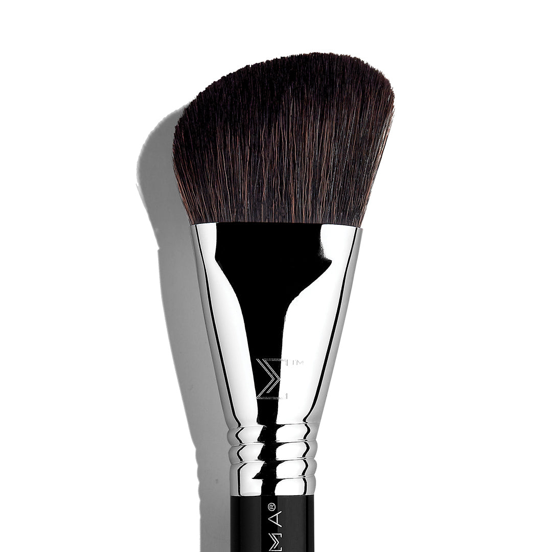 F23 Soft Angle Contour™ Brush