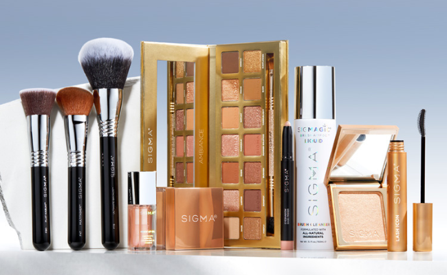 Sigma Beauty F80 Flat Kabuki Chrome Brush