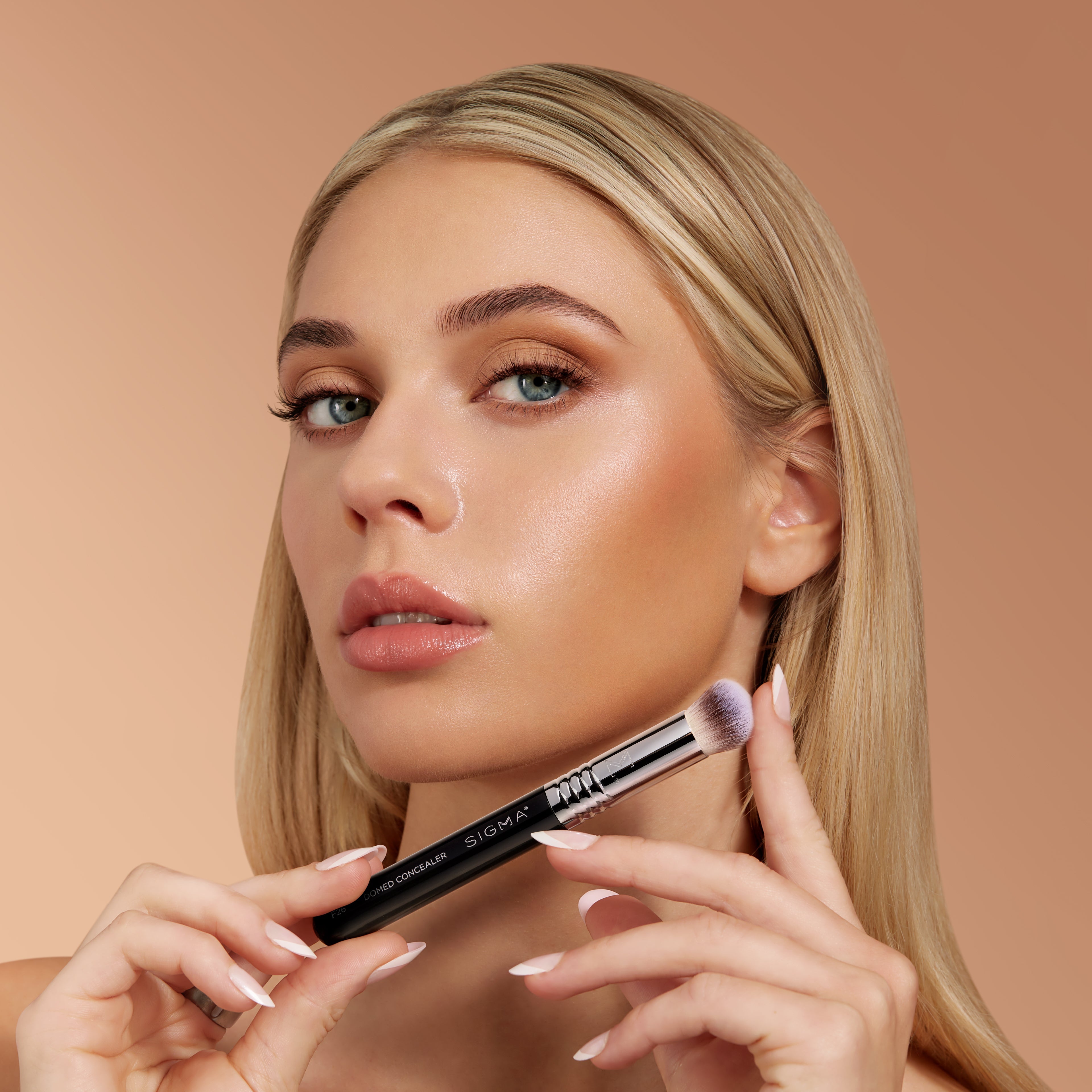 F26 Domed Concealer Brush