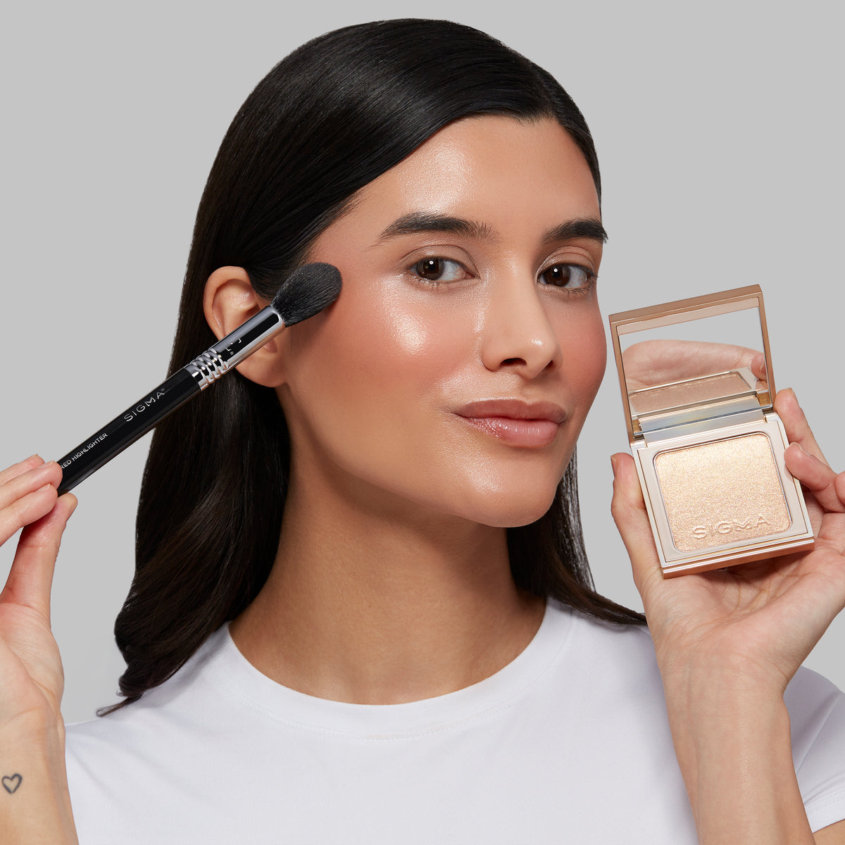 Pressed Powder Highlighter