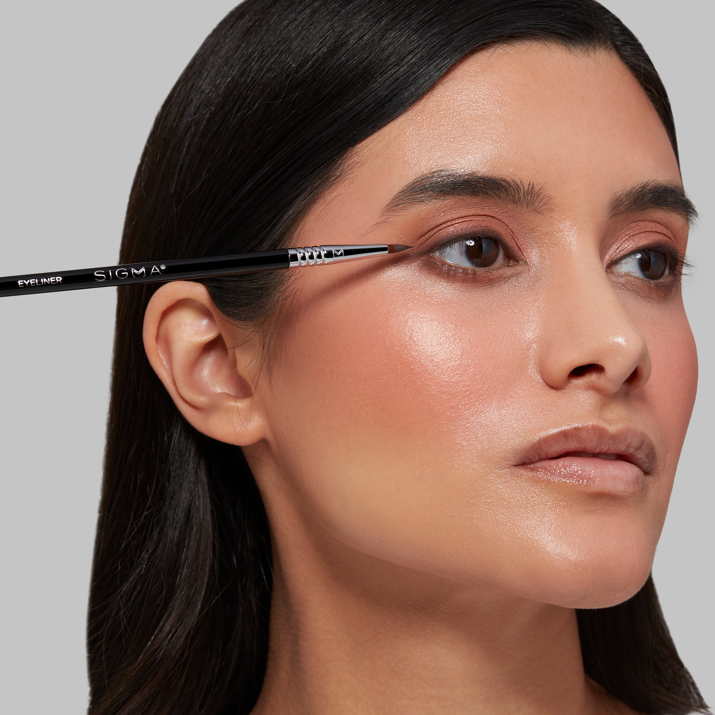 E05 Eyeliner Brush