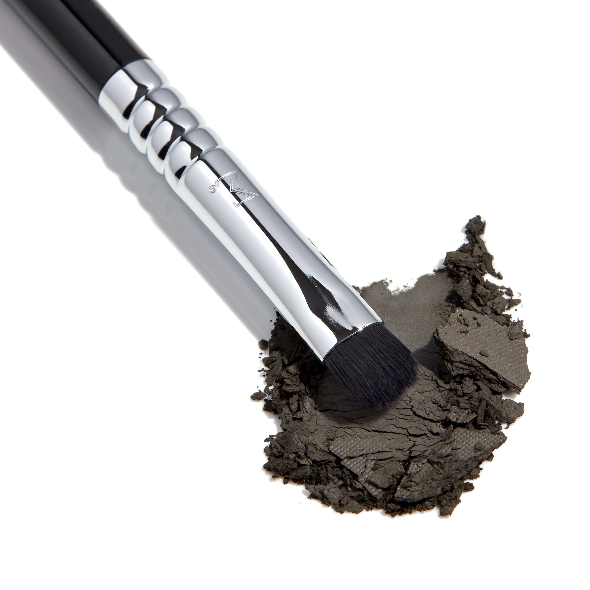 Sigma Beauty E21 Smudge Brush - Thumbnail 3
