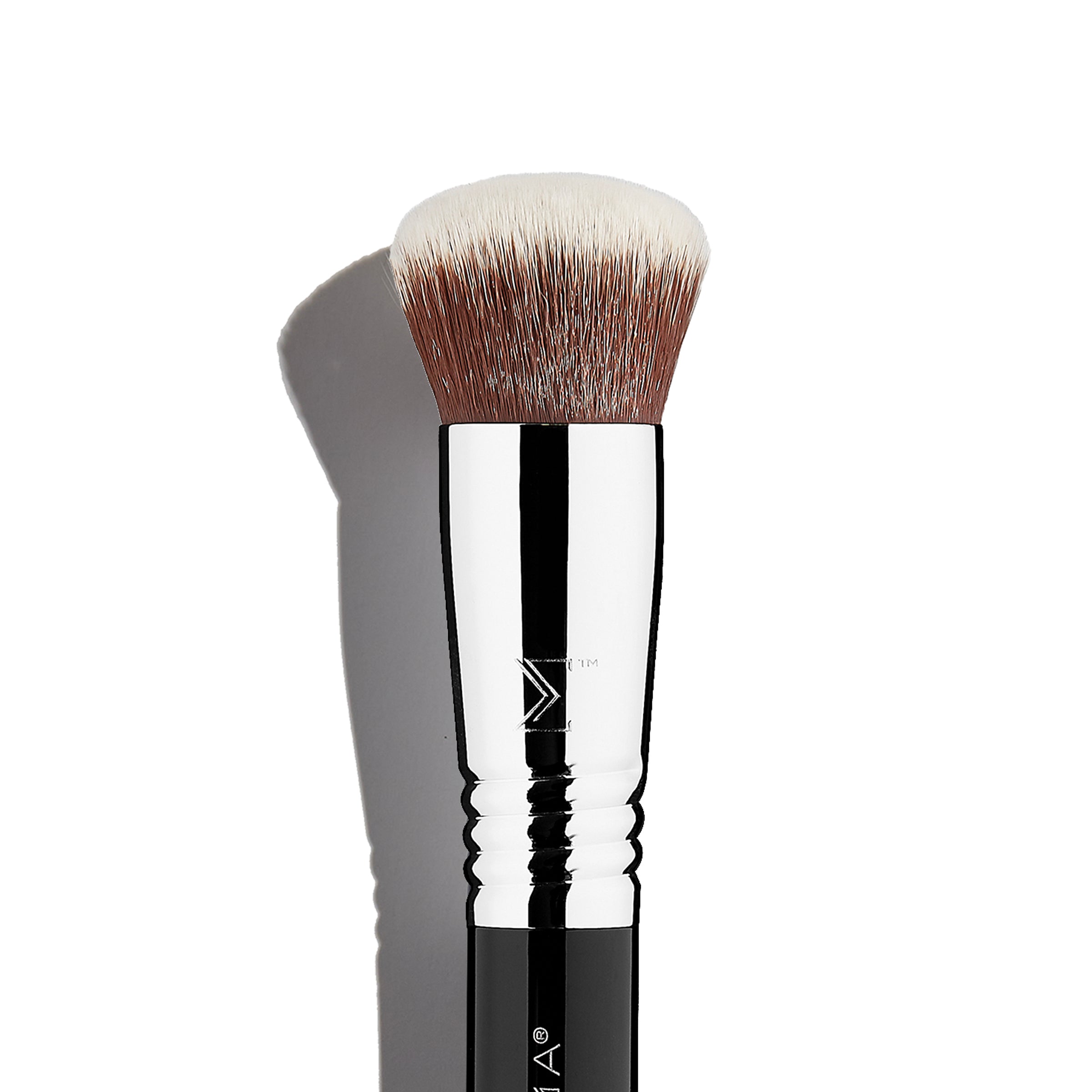 F82 Round Kabuki™ Makeup Brush