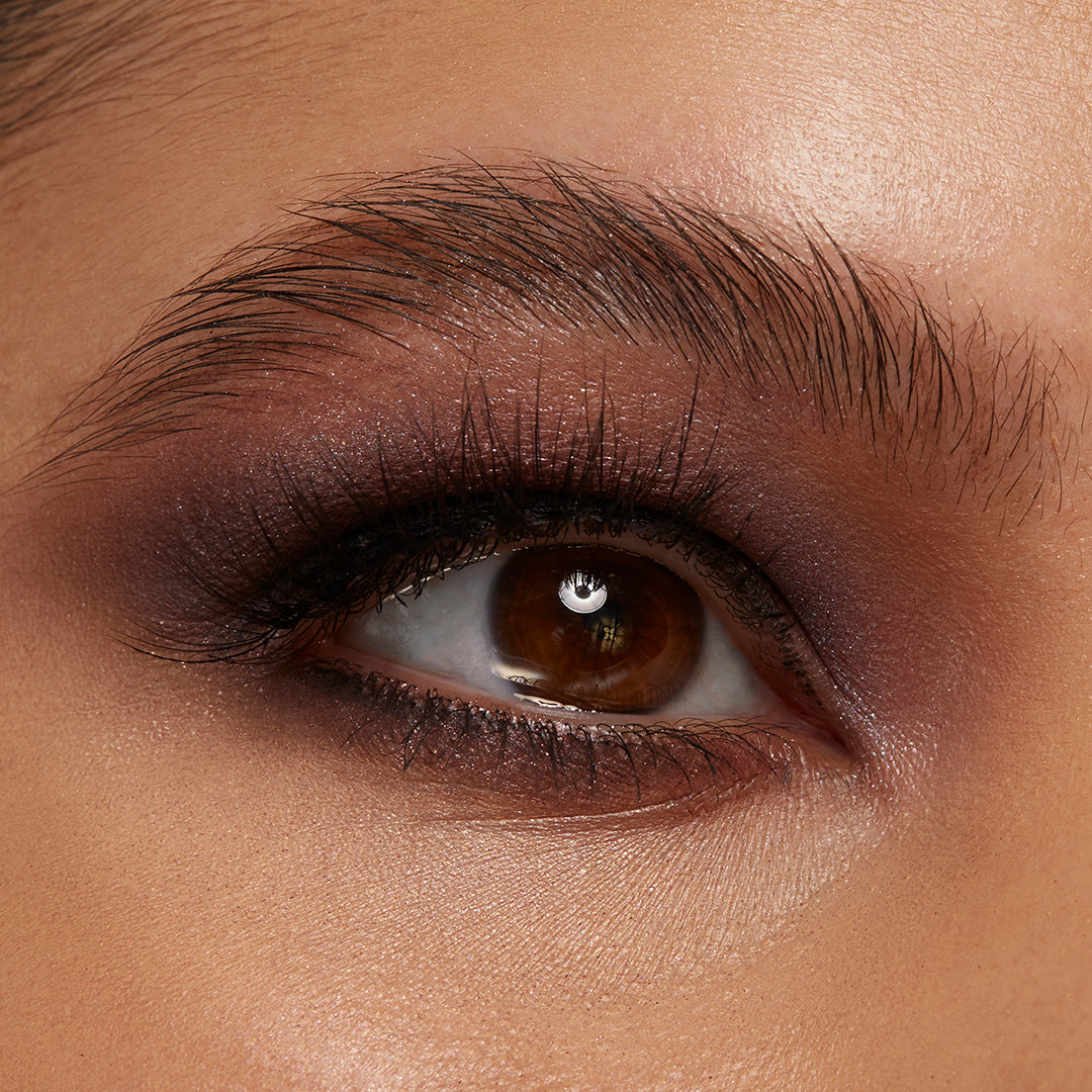 Marco eyeshadow look featuring the Sigma Beauty New Mod 7-shade Mini Eyeshadow Palette 
