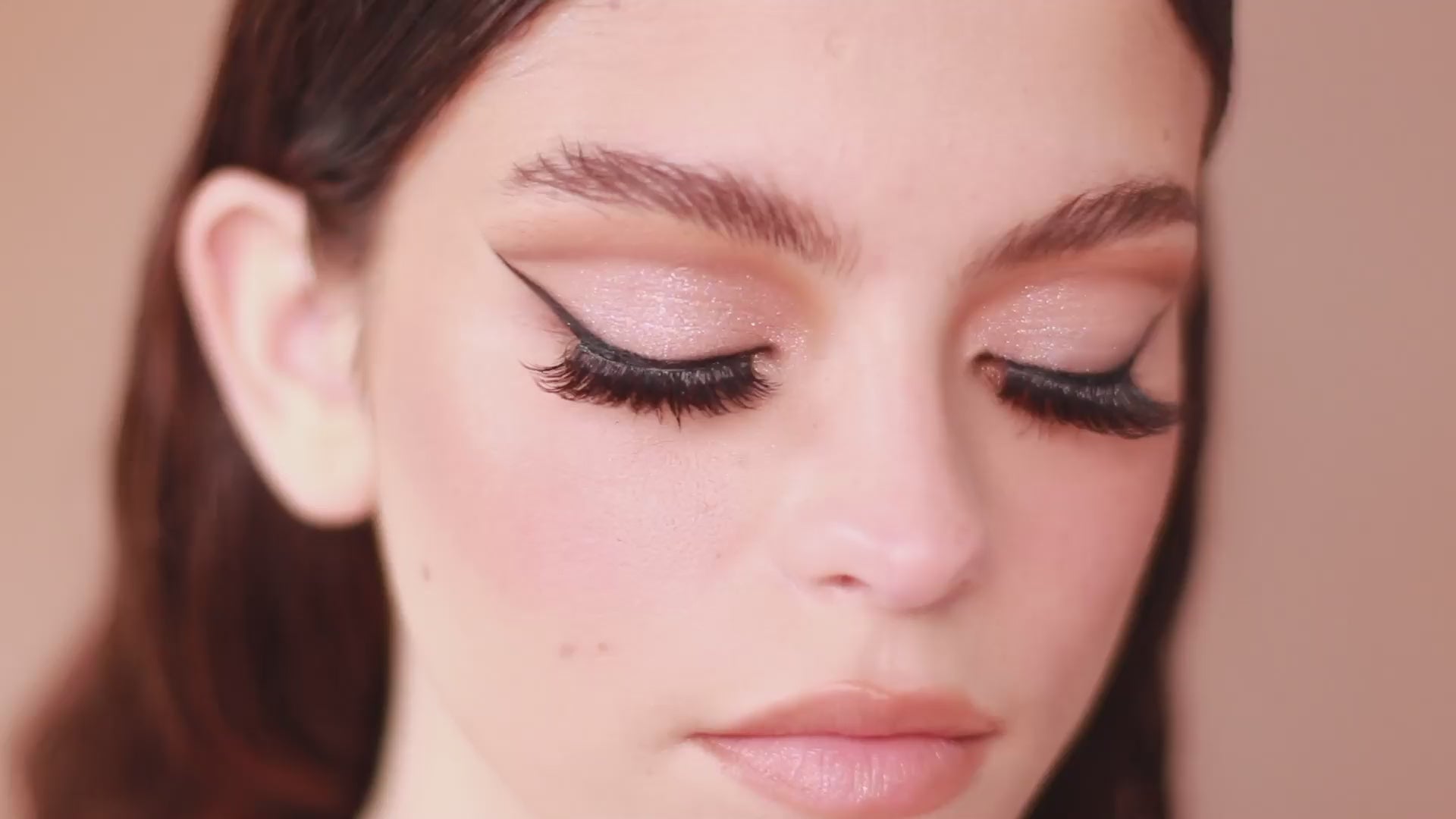 SULTRY FALSE LASHES DEMO VIDEO